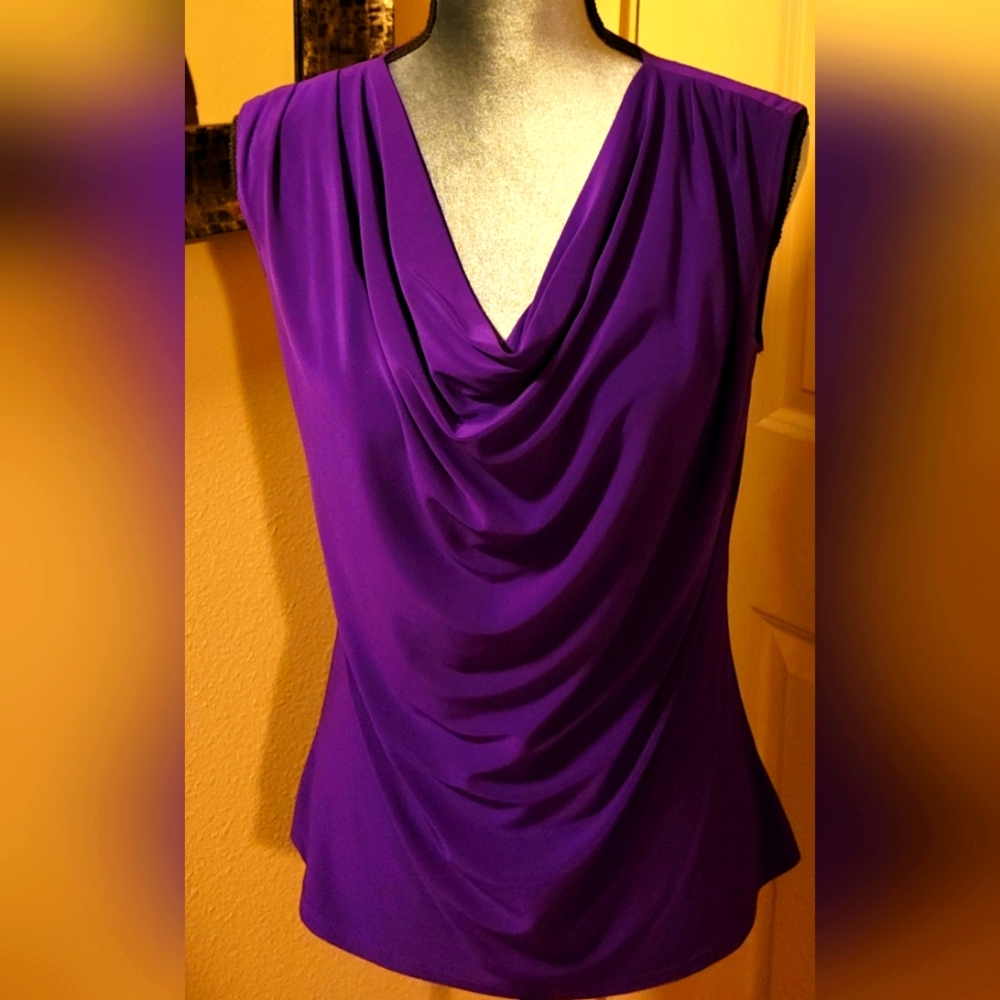 Ladies Sleeveless Top